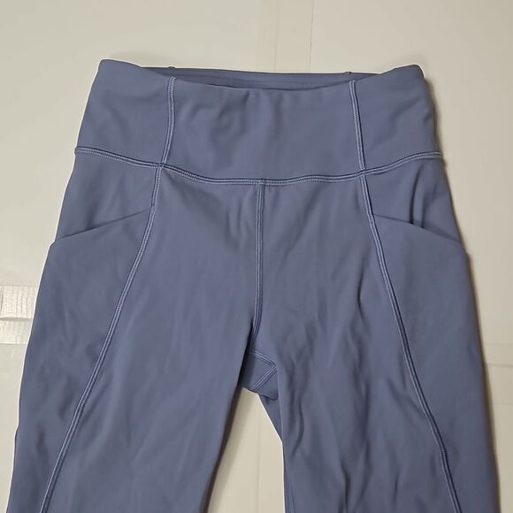 NWOT Lululemon Time to Sweat Crop 23" size 4 - Picture 5 of 10